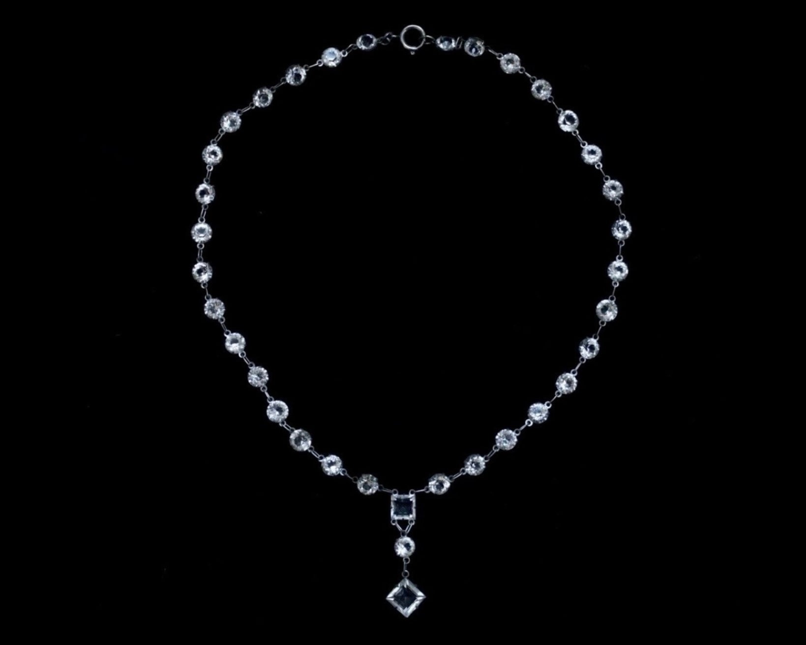Necklace (ネックレス)