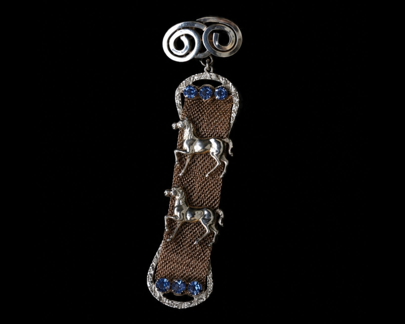 Brooch (ブローチ)