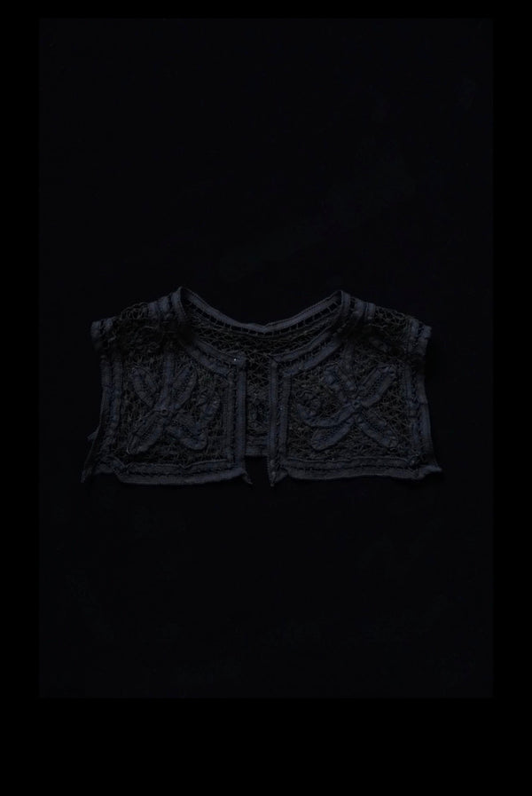 Victorian Black Lace Collar