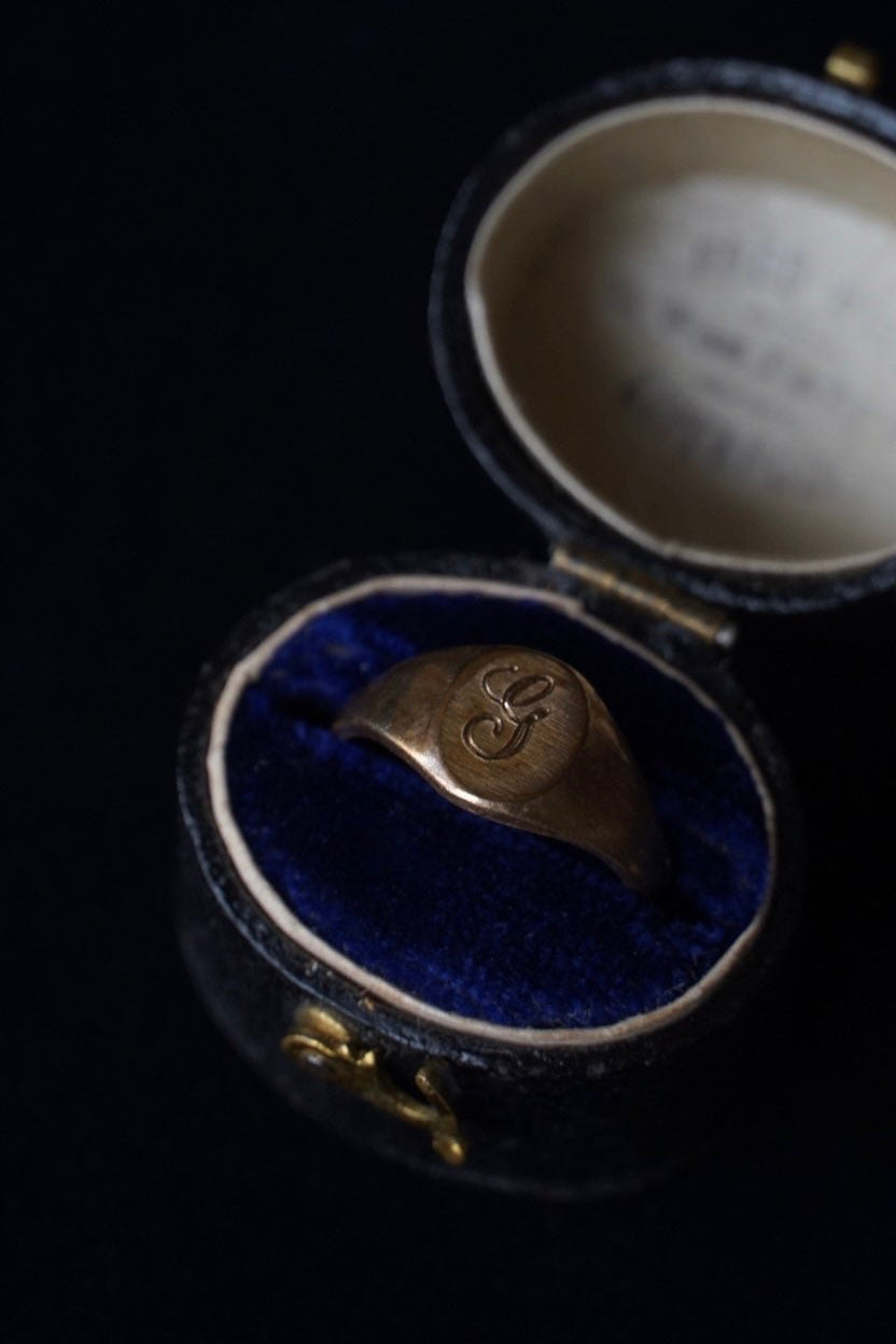 Vintage 10K RGP initial"G" Signet Ring