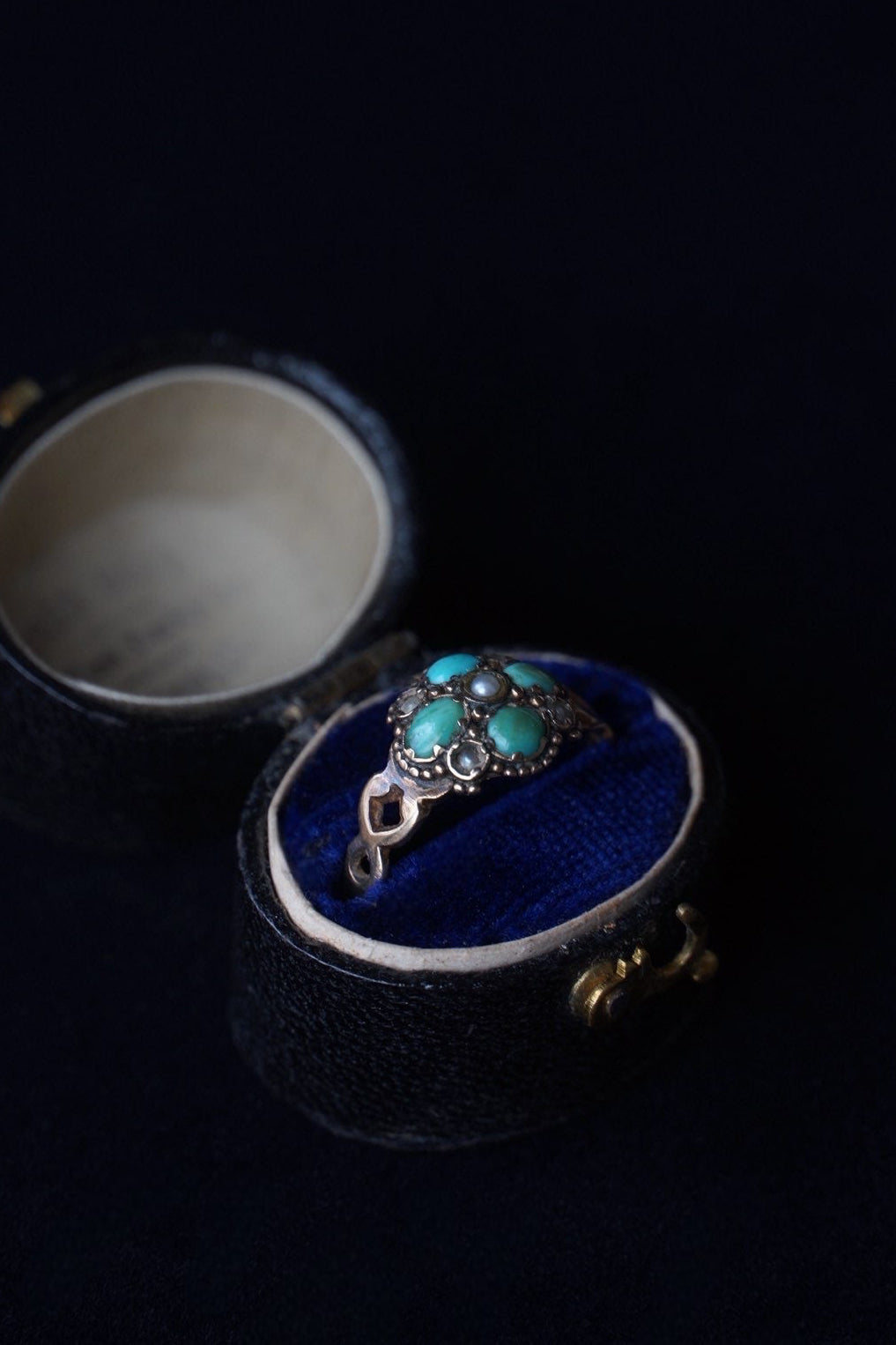 1864-65 Turquoise×Pearl×White Garnet Ring