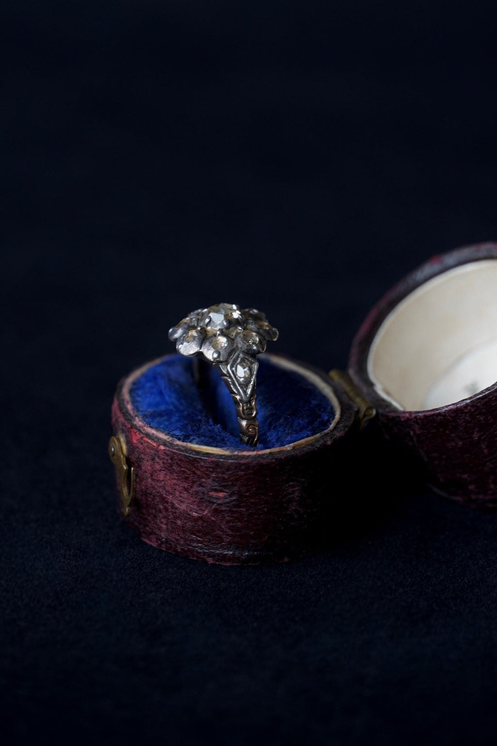 Georgian Dutch Rose-cut Diamond Cluster Ring